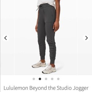 Lululemon joggers